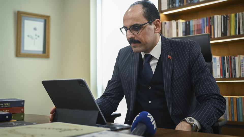 MİT Başkanı Kalın'dan CHP'ye ziyaret