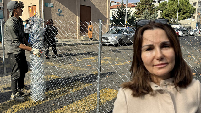 "Tapulu arazim" dedi, sokağı tel örgüyle kapattı
