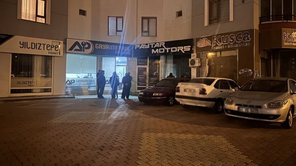 Daha önce mimarın öldürüldüğü iş yerinde bu kez galerici öldürüldü