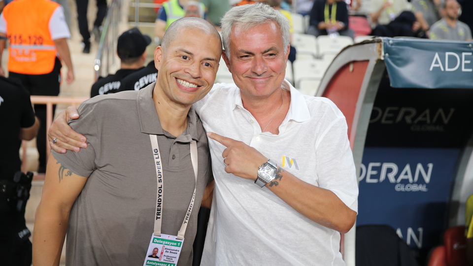 Alex de Souza'dan Mourinho'ya yanıt