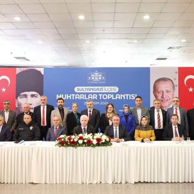İstanbul Valisi Gül, muhtarlarla buluştu
