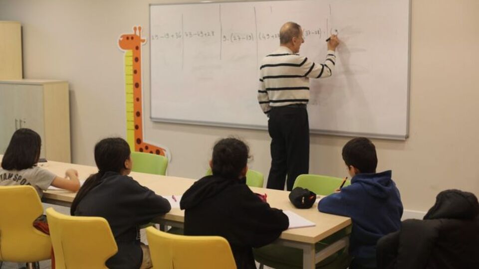 İBB'den öğretmenlere özel indirim ve uygulamalar