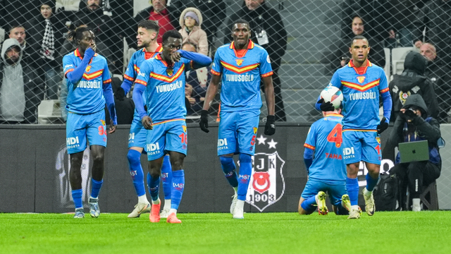 Göztepe'den tarihi geri dönüş!