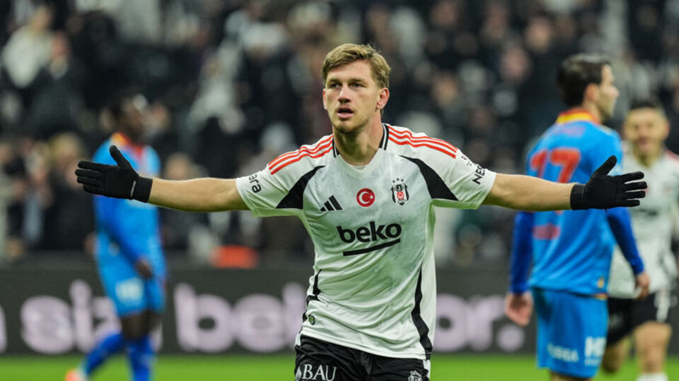 Semih Kılıçsoy, ligde siftah yaptı!