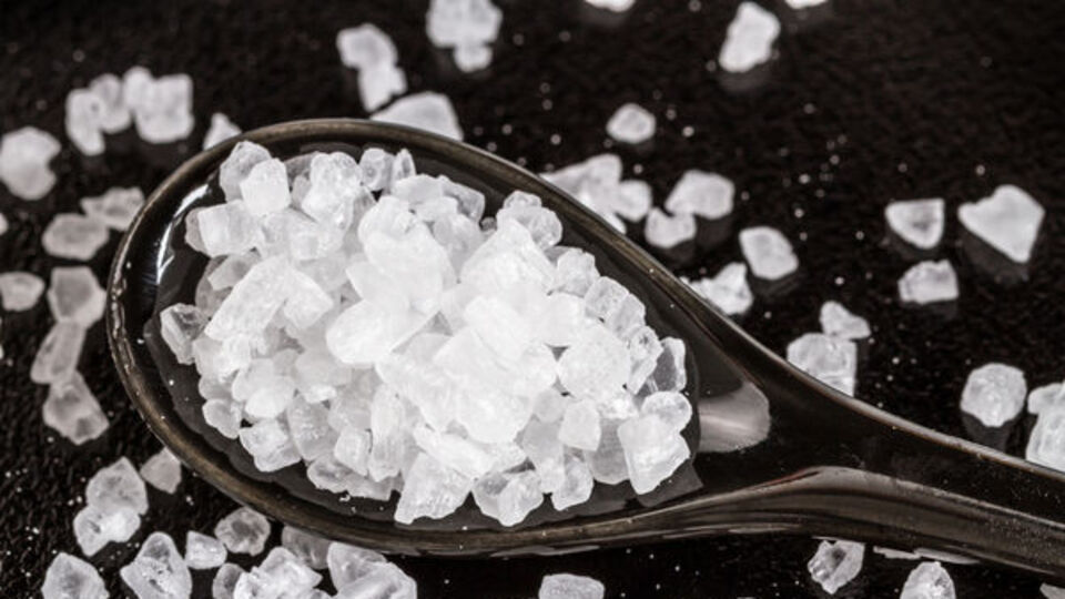 Kaya tuzunun faydaları ve zararları