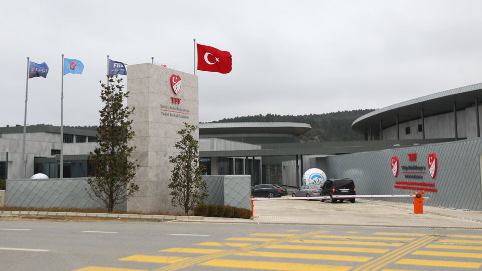 TFF'den G.Saray'a ret!