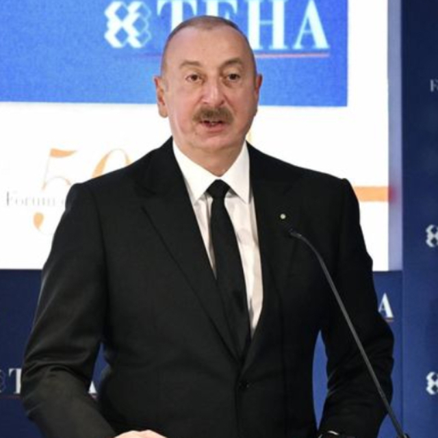 Aliyev'den Trump'a tebrik telefonu