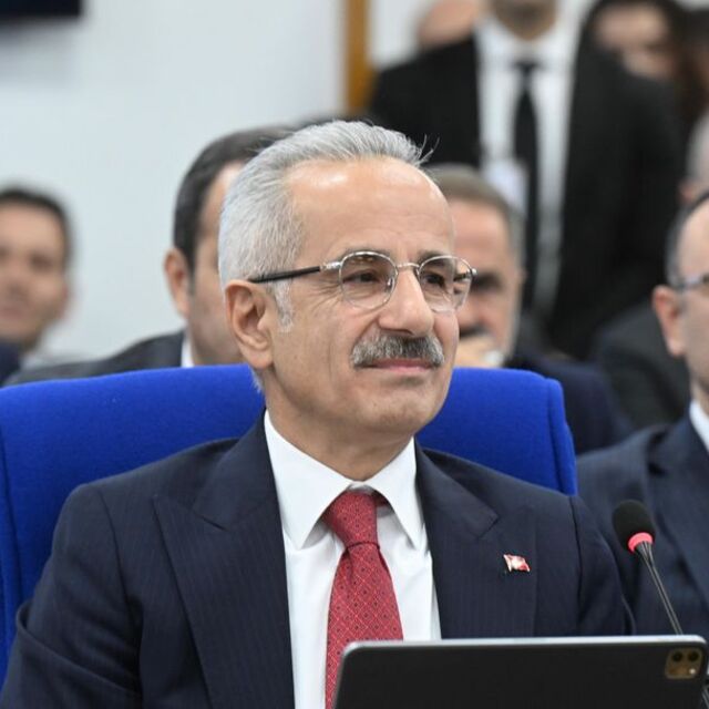 Bakan Uraloğlu'ndan metro projelerine ilişkin açıklama