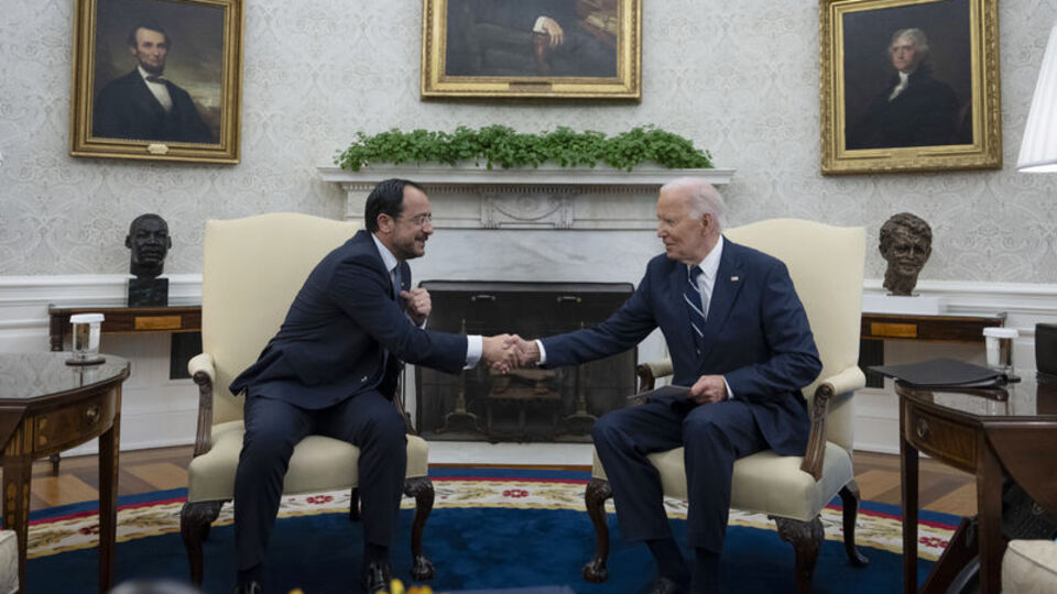 Güney Kıbrıs NATO'ya katılmayı planlıyor