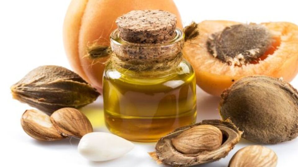 Kayısı çekirdeği yağı mucizevi faydaları