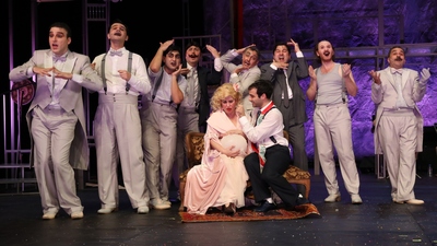 'Gözlerimi Kaparım Vazifemi Yaparım'