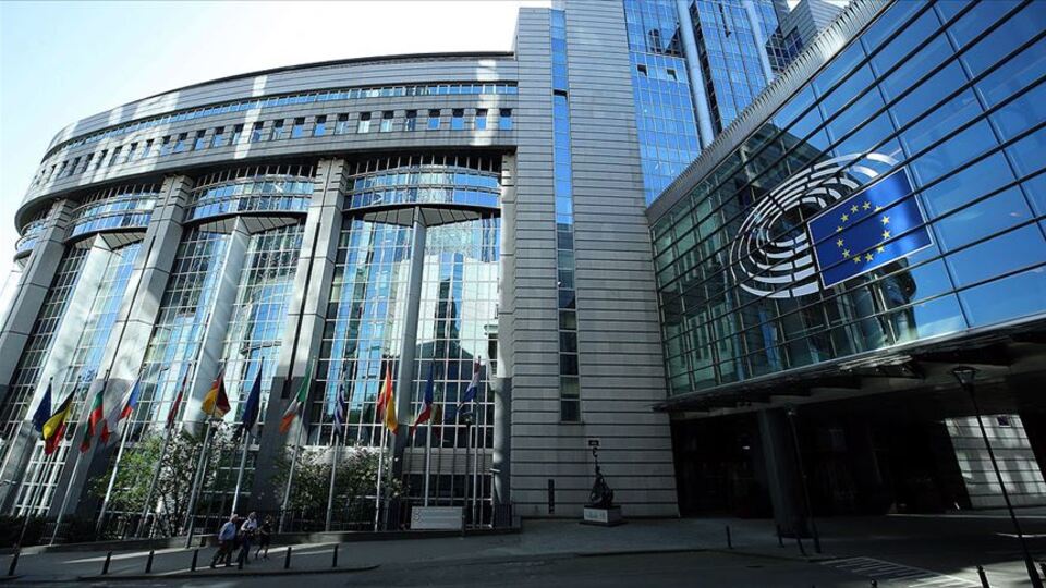 AP milletvekillerinden "çifte standart ve sessizlik" eleştirisi