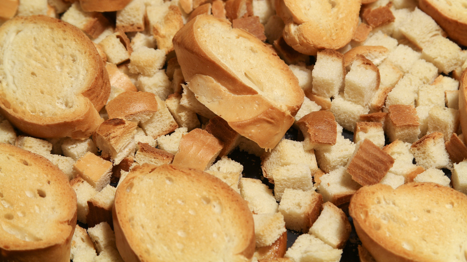 Bayat ekmekleri bu yöntemlerle değerlendirin!