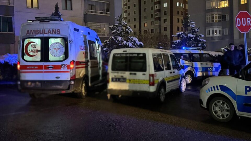 Komşular arasında silahlı kavga: 2 yaralı