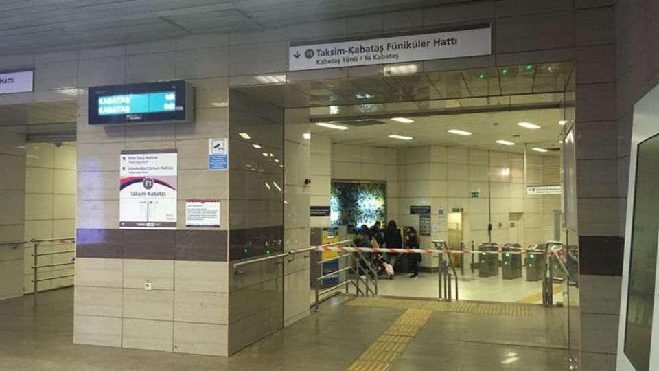 Taksim-Kabataş füniküler hattında teknik arıza