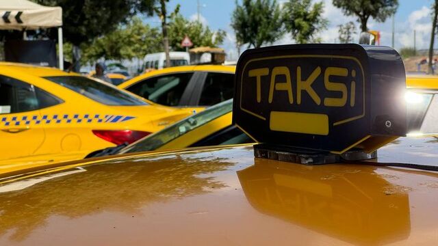 İstanbul'a yeni taksi! Anket başladı