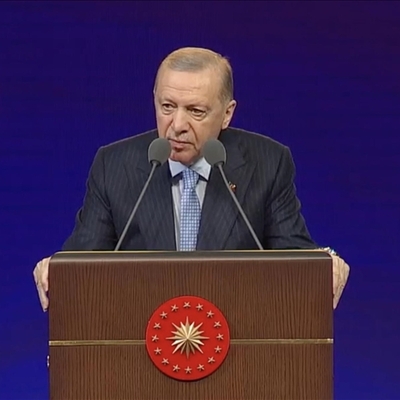 'K-Pop'u bilip, Cem Karaca bilmezler'