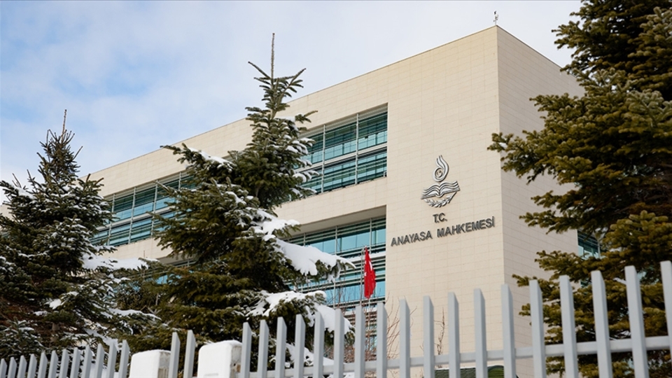 AYM'den 5 parti için 'mali denetim' kararı