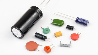 Kondansatör nedir, ne işe yarar?