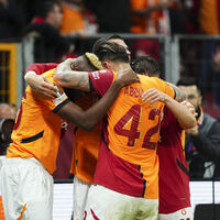 Cimbom, Hollanda'da liderlik peşinde!