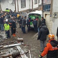 Yürekler kavruldu! Baba ve engelli oğlu alevlerin arasında kaldı!