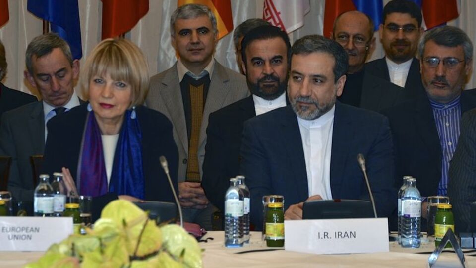 İran, nükleer üretimine dönebileceğini açıkladı