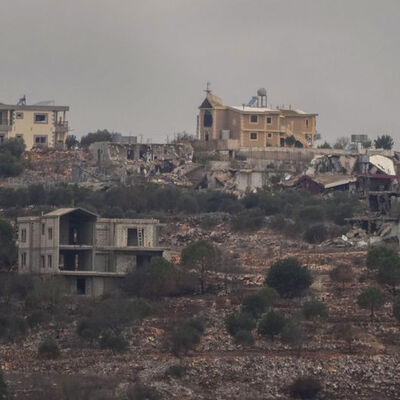 Lübnan: İsrail ateşkesin ikinci gününde saldırı düzenledi