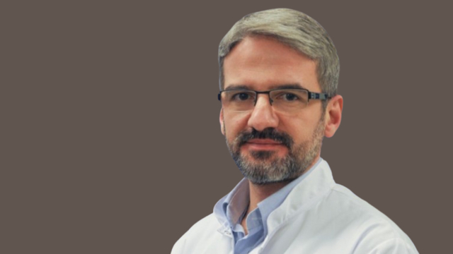 Profesörü uzun namlulu silahlarla gasp ettiler!