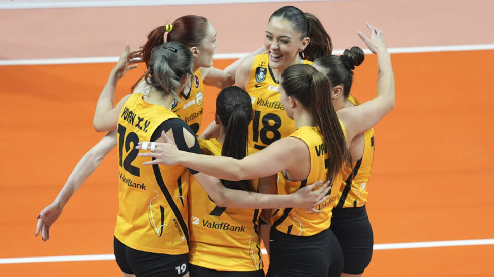 Vakıfbank kayıpsız ilerliyor!