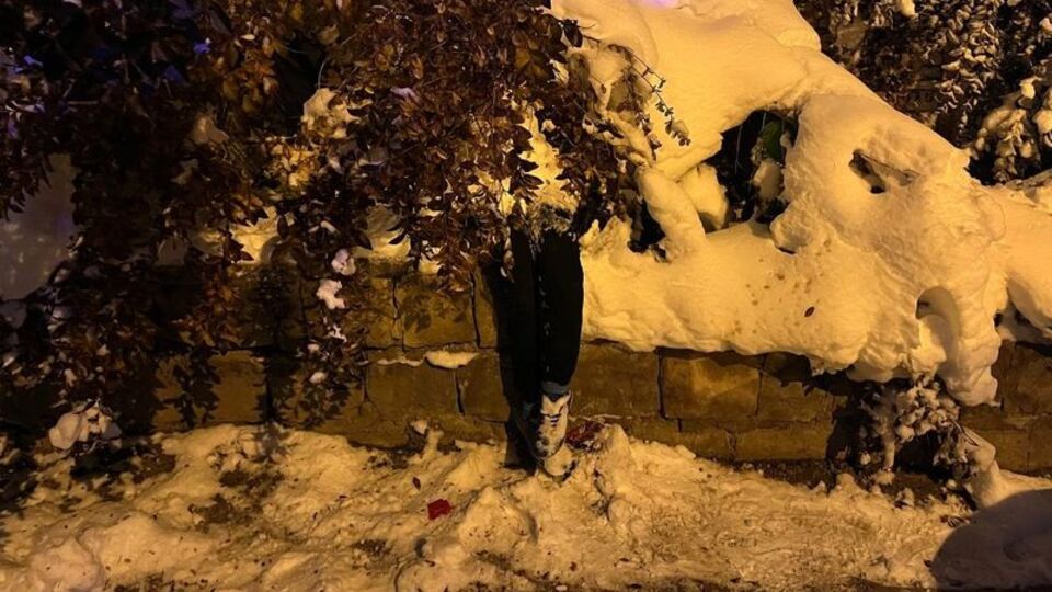 Kardan adamı ceset sandı, ortalığı birbirine kattı