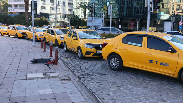 Taksi ve dolmuşlara acil durum butonu geliyor!