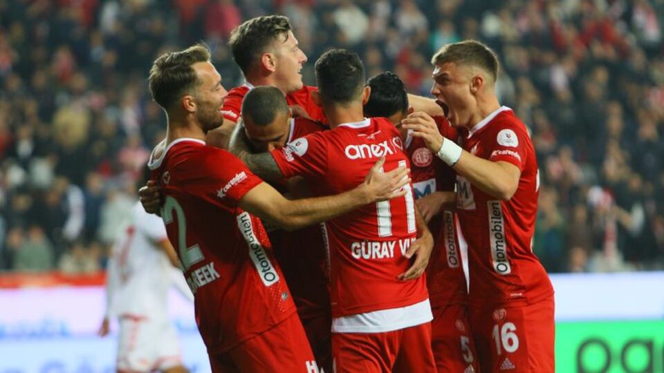 Antalyaspor evinde kazandı!