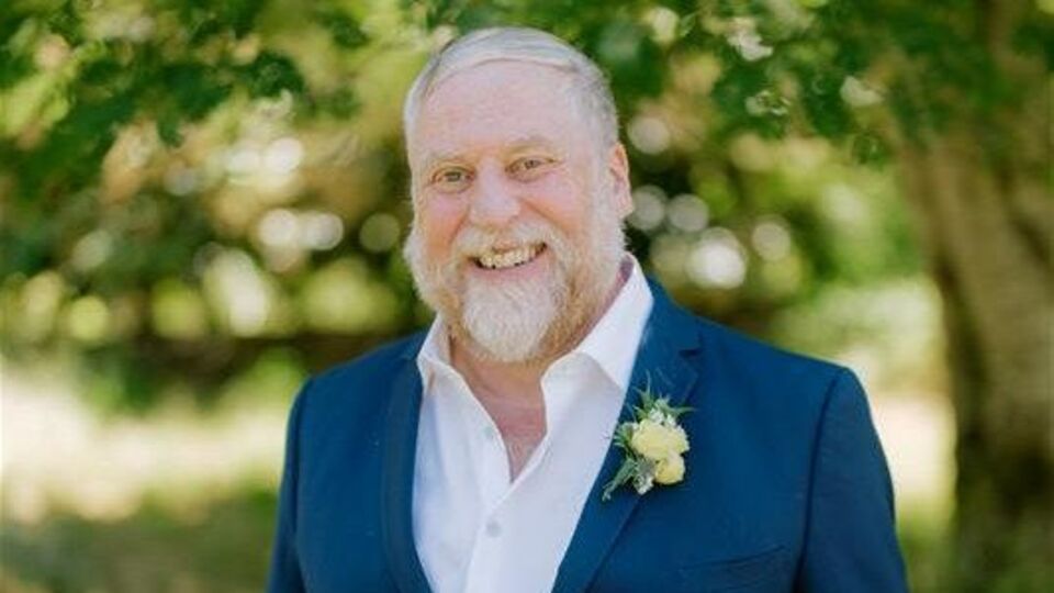 Sahnede hayatını kaybetti