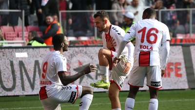 Samsunspor 4 köşe!
