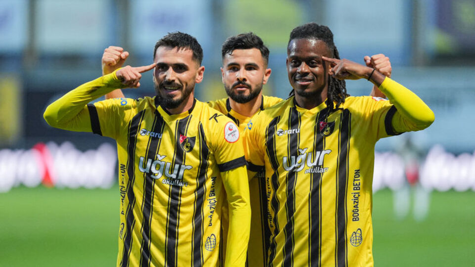 İstanbulspor 'dört köşe'!