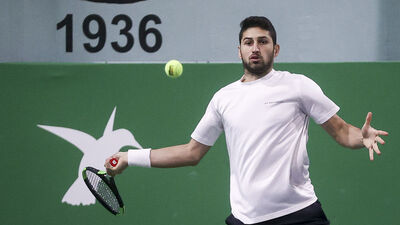 Milli tenisçi beyin kanaması geçirdi!