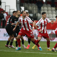 Ümraniyespor uzatmalarda puanı kaptı