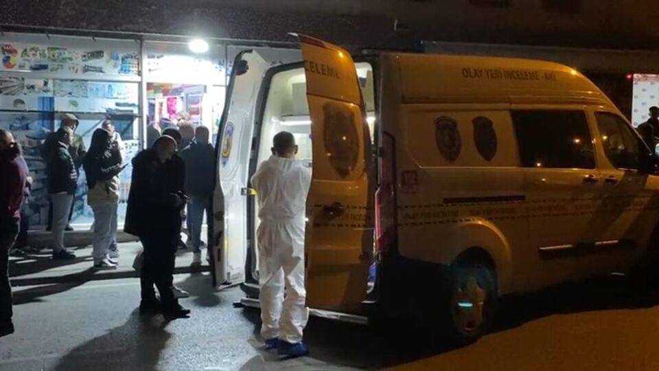 Polis alacak verecek kavgasında ateş açtı: 2 ölü, 2 yaralı