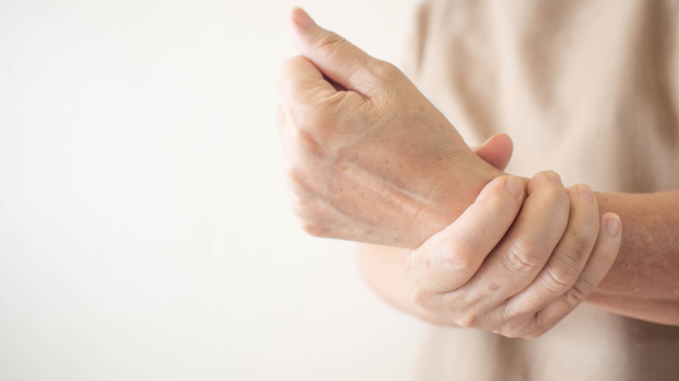 Ellerde uyuşmanın nedenleri neler?