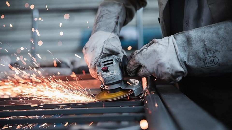 İmalat PMI'da bozulma hafifleşti