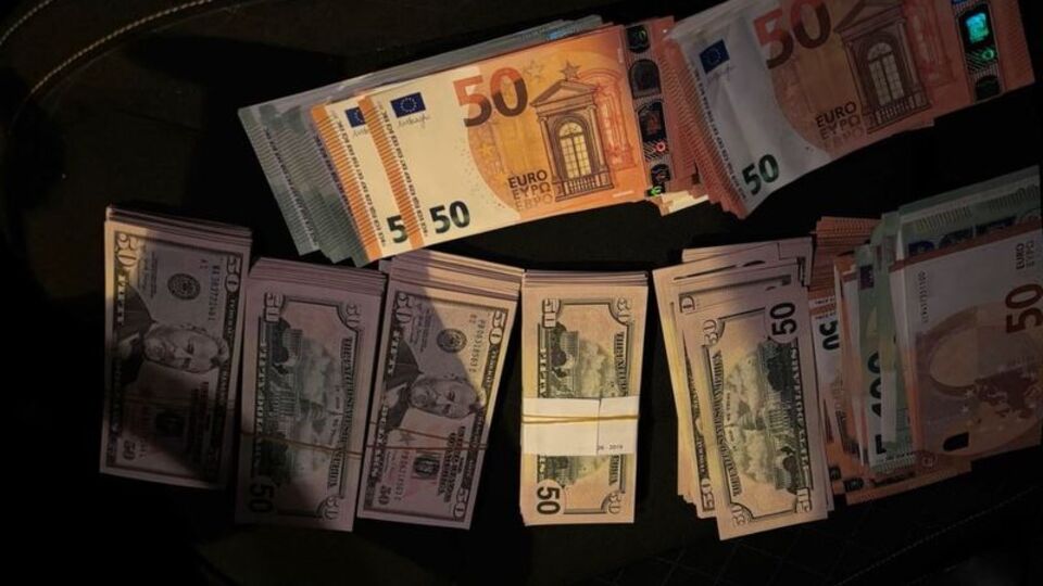 25 bin sahte dolar ele geçirildi!