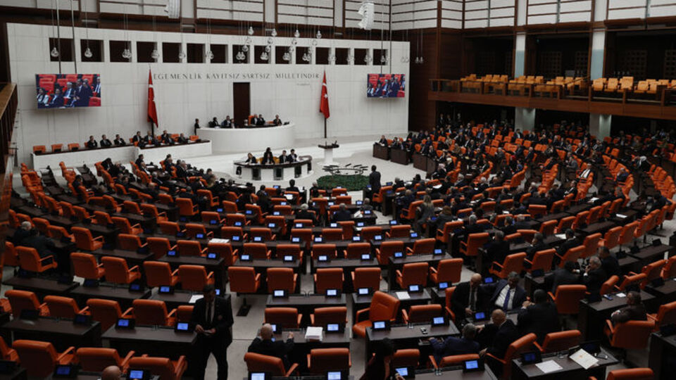 Yeni dokunulmazlık dosyaları Meclis'te