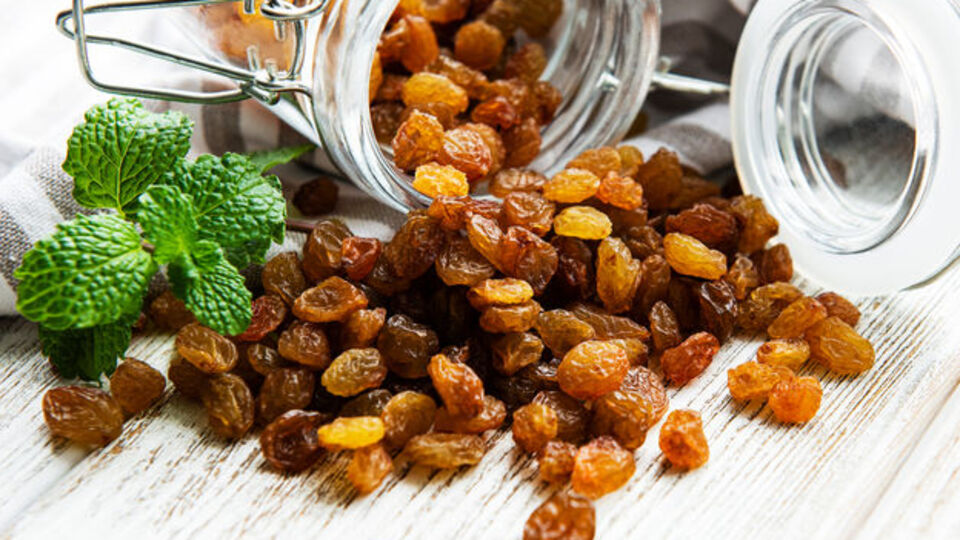 Her Gün 1 Avuç Kuru Üzümün Faydaları