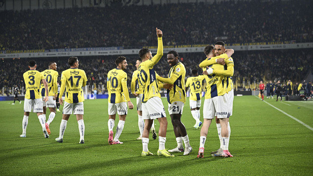 Fenerbahçe, 3 puanı 3 golle aldı!