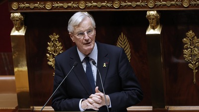 Fransa'da hükümet düşer mi?