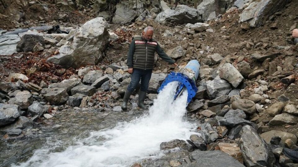 Edremit'in 20 yıllık su sorunu çözüldü