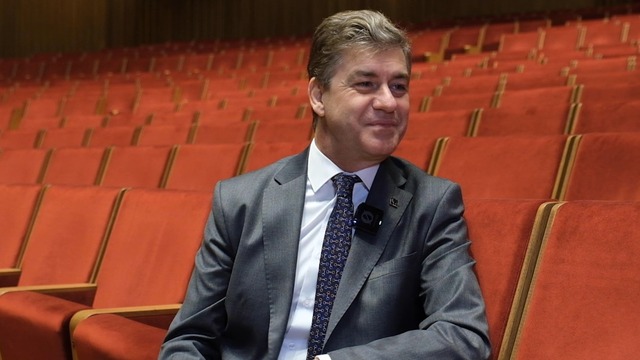 Opera ve bale her yerde!