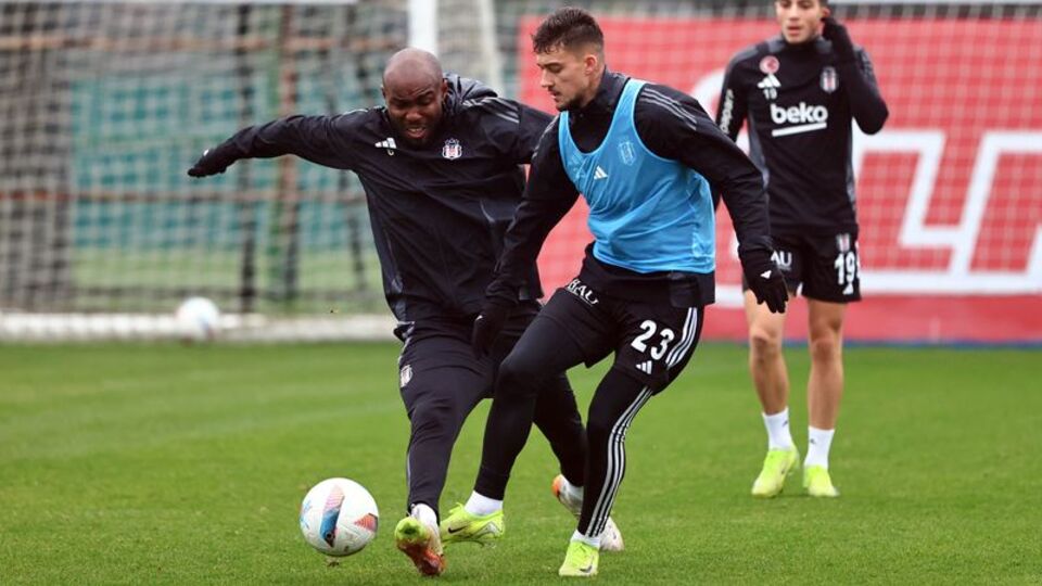 Beşiktaş'ta derbi mesaisi!