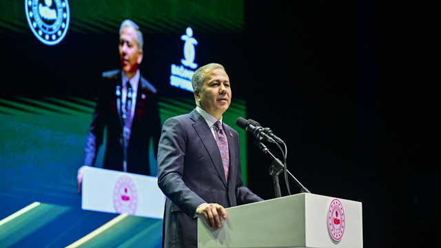 Yerlikaya'dan Halep açıklaması: Büyük bir oranda oraya teveccüh olur