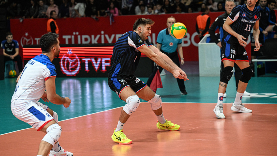 Halkbank CEV'de farklı mağlup!